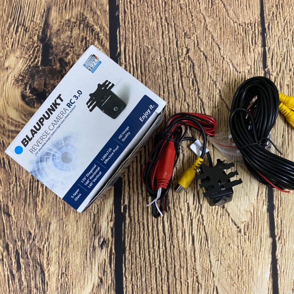 Camera lùi Blaupunkt RC 3.0 siêu nét, chống nước, camera lùi góc rộng dành cho xe tải và bán tải | BigBuy360 - bigbuy360.vn
