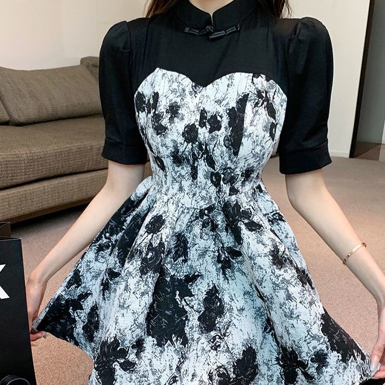 [Hàng Có Sẵn Giao Hàng Nhanh] Tik Tok 2023 Váy Ngắn Eo Hẹp Phong Cách Trung Hoa Cổ Điển Quyến Rũ Cho Nữ