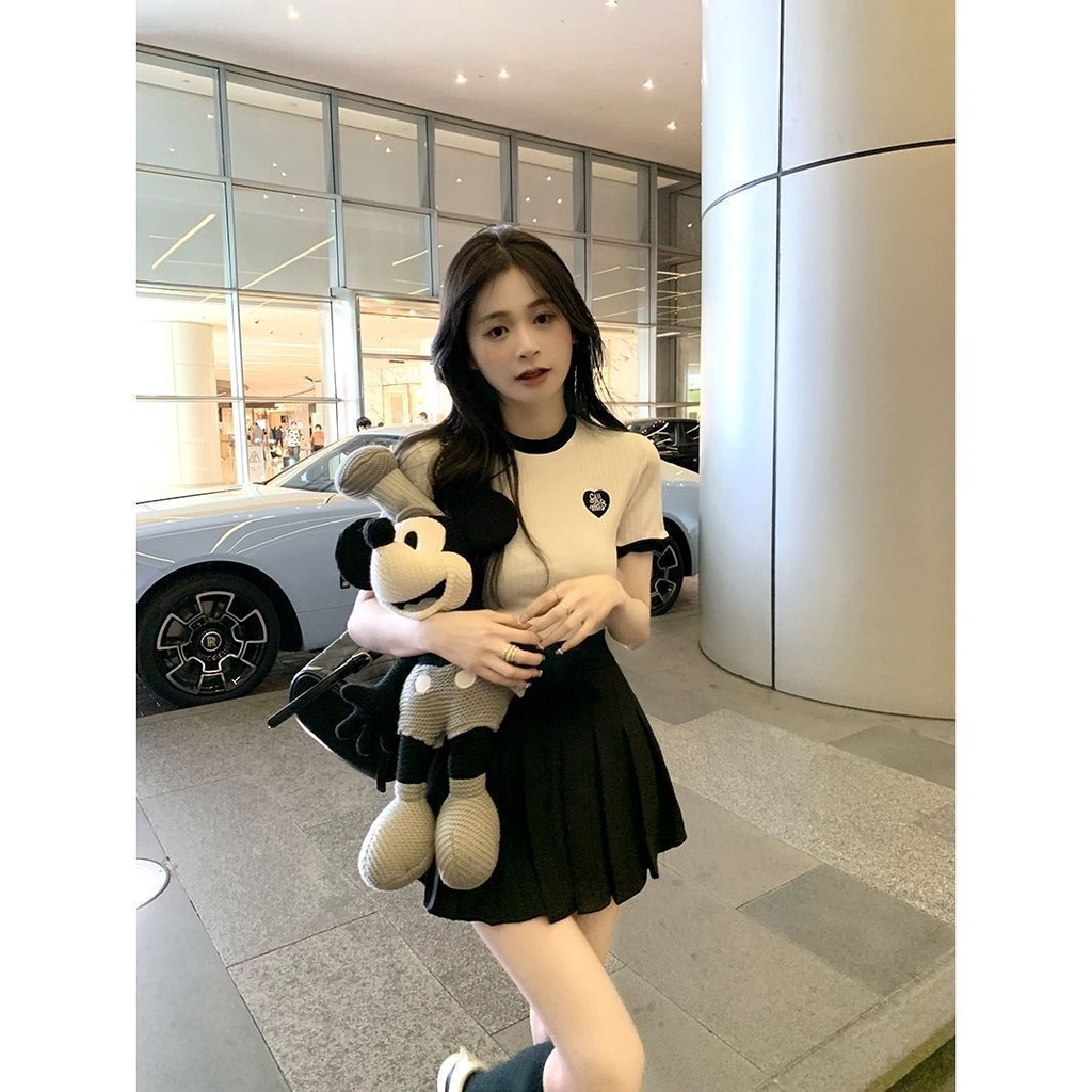 [Hàng Có Sẵn Giao Hàng Nhanh] Set Áo Thun Ngắn Tay Thêu Hình Trái Tim + Quần Short Lưng Cao P