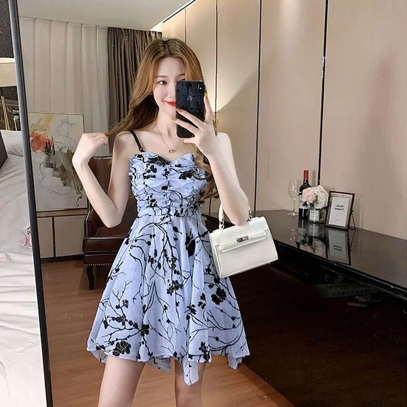 [Hàng Có Sẵn Giao Hàng Nhanh] Đầm Hai Dây Ôm Eo Cao Cấp Họa Tiết Hoa Phong Cách Ngọt Ngào Dịu Dàng Cho Nữ