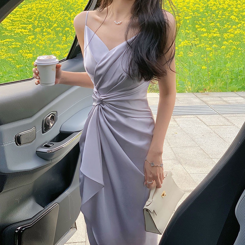 [Hàng Có Sẵn Giao Hàng Nhanh] Đầm Satin Hai Dây Thắt Dây Phong Cách Hepburn Phong Cách Mới 2023 Dáng Ôm Vừa Vặn Ni