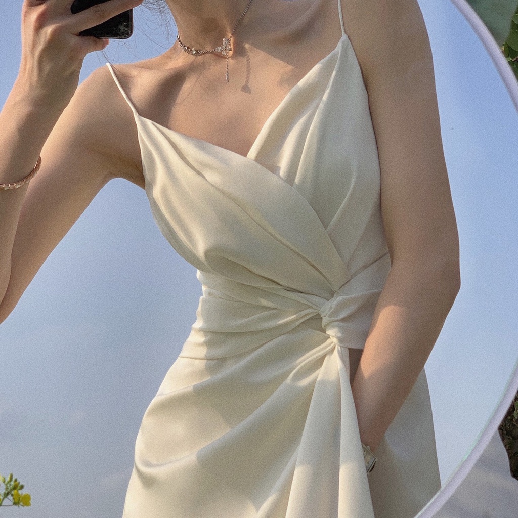 [Hàng Có Sẵn Giao Hàng Nhanh] Đầm Satin Hai Dây Thắt Dây Phong Cách Hepburn Phong Cách Mới 2023 Dáng Ôm Vừa Vặn Ni