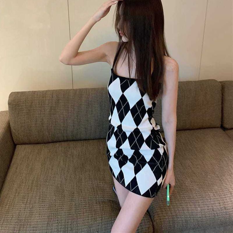 [Hàng Có Sẵn Giao Hàng Nhanh] Đầm Dệt Kim Hai Dây Dáng Vừa Vặn Mùa Hè 2023 Phong Cách Retro Mới Cho Nữ