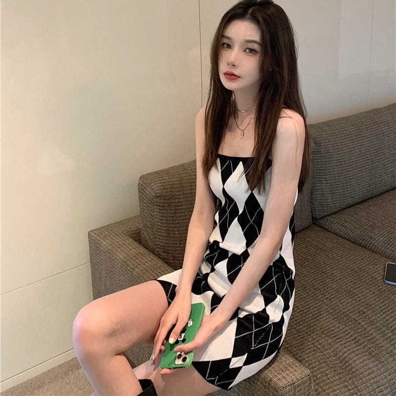 [Hàng Có Sẵn Giao Hàng Nhanh] Đầm Dệt Kim Hai Dây Dáng Vừa Vặn Mùa Hè 2023 Phong Cách Retro Mới Cho Nữ