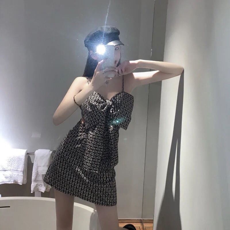 [Hàng Có Sẵn Giao Hàng Nhanh] Đầm Hai Dây Dáng Ôm Phong Cách Pháp Thời Trang Mùa Hè 2023