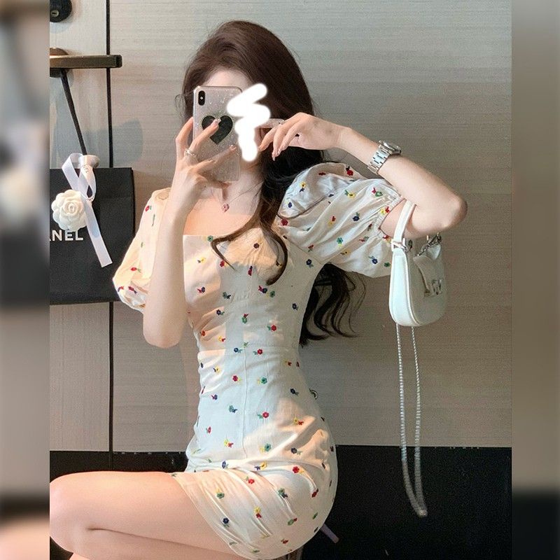 [Hàng Có Sẵn Giao Hàng Nhanh] Đầm Hoa Tay Phồng Cổ Vuông Ôm Eo Phong Cách Pháp Thời Trang Mùa Hè 2023 Mới Cho Nữ