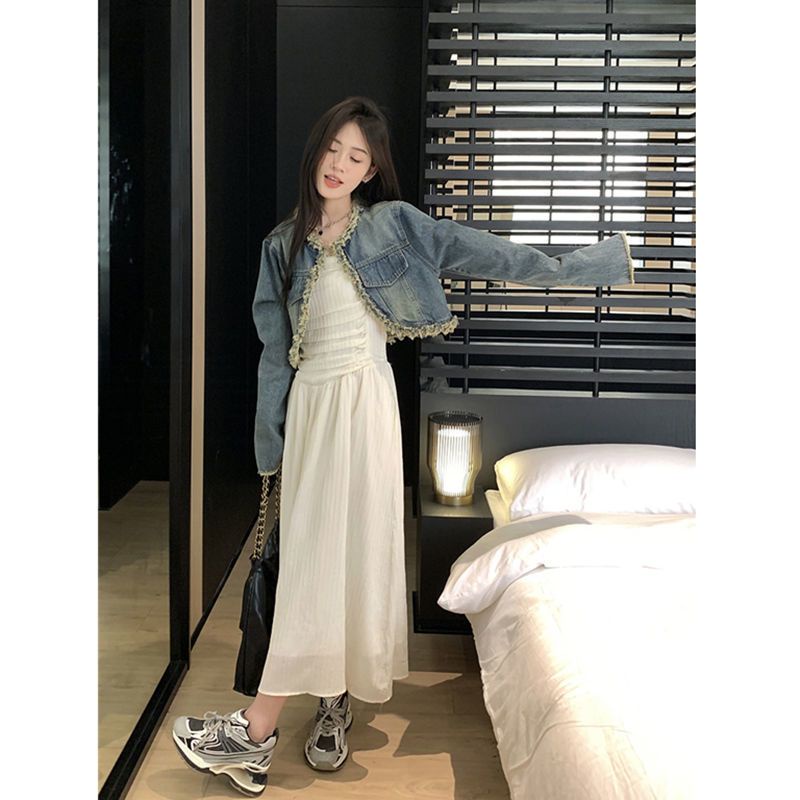 [Hàng Có Sẵn Giao Hàng Nhanh] Set Đầm Và Áo Khoác Denim Màu Trắng Phối Sờn Phong Cách Retro Cá Tính Ngọt Ngào Cho Nữ