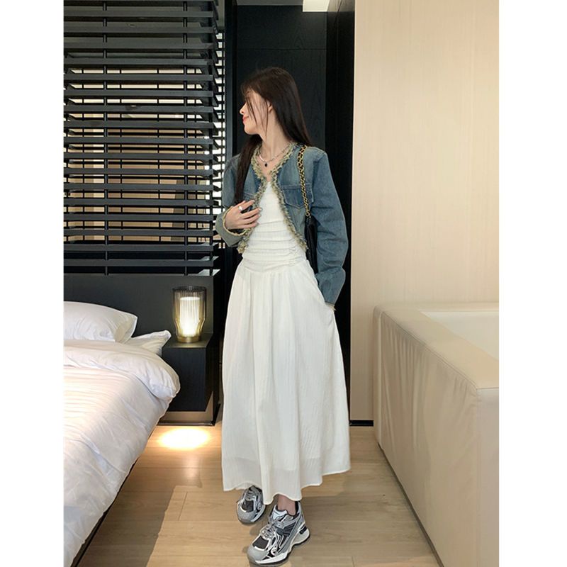 [Hàng Có Sẵn Giao Hàng Nhanh] Set Đầm Và Áo Khoác Denim Màu Trắng Phối Sờn Phong Cách Retro Cá Tính Ngọt Ngào Cho Nữ