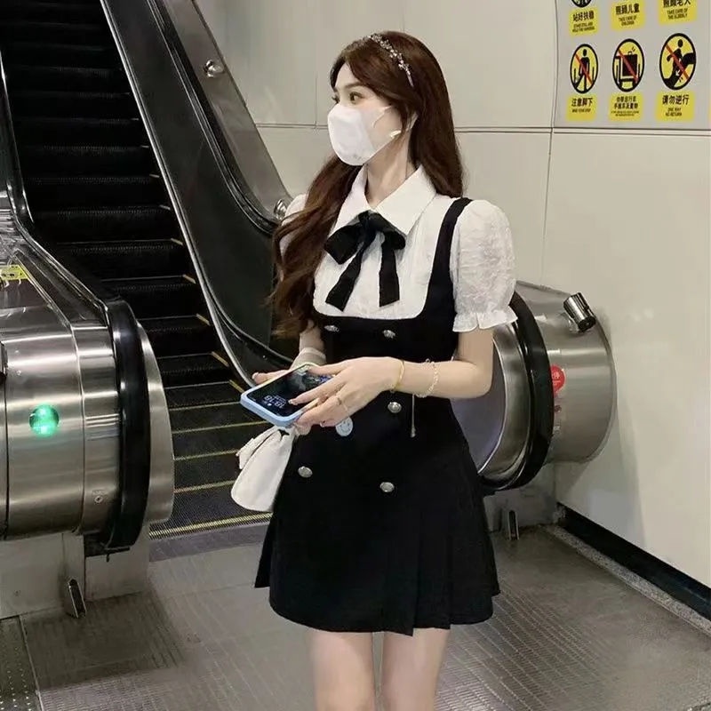 [Hàng Có Sẵn Giao Hàng Nhanh] Yujie Bộ Đồng Phục Hai Mảnh Đầm Dây Giả Hai Mảnh Phong Cách Hepburn Preppy Pháp Cao Cấp Mùa Hè Cho Nữ