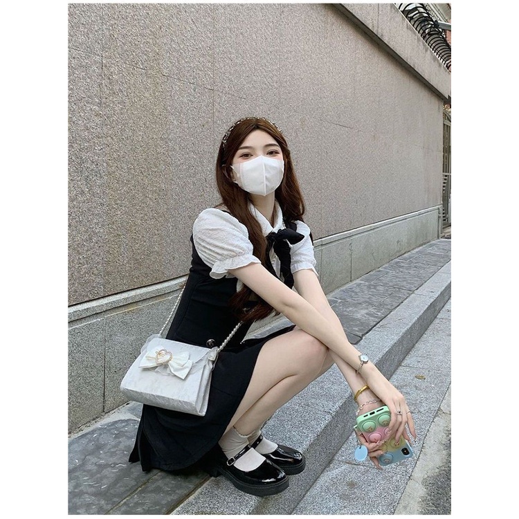 [Hàng Có Sẵn Giao Hàng Nhanh] Yujie Bộ Đồng Phục Hai Mảnh Đầm Dây Giả Hai Mảnh Phong Cách Hepburn Preppy Pháp Cao Cấp Mùa Hè Cho Nữ