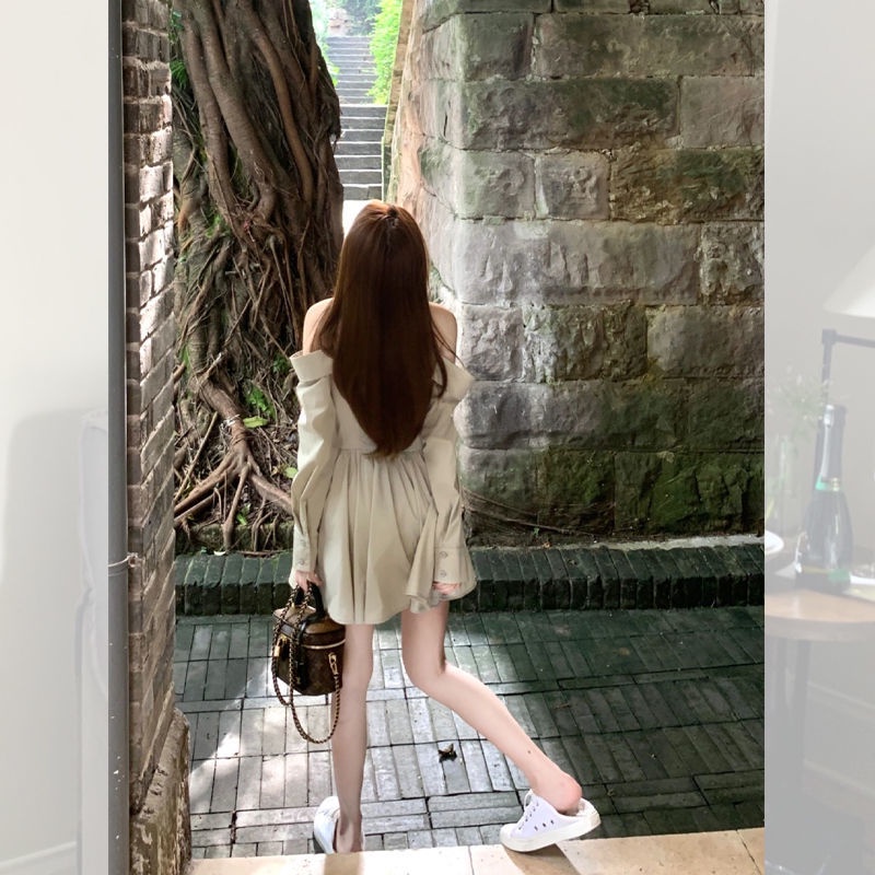 [Hàng Có Sẵn Giao Hàng Nhanh] Đầm Sơ Mi Hở Vai Eo Hẹp Màu Xanh Lá Kiểu Pháp Cao Cấp Thiết Kế Mùa Thu Nhẹ Nhàng Niche