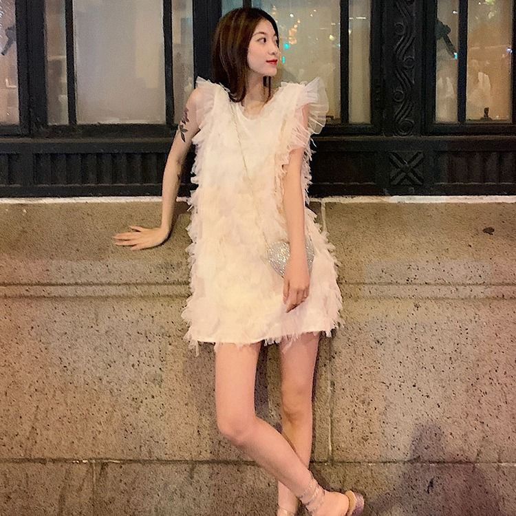 [Hàng Có Sẵn Giao Hàng Nhanh] Đầm Sát Nách Phối Tua Rua Lông Vũ Phong Cách Phương Tây Thời Trang Xuân Hè 2023