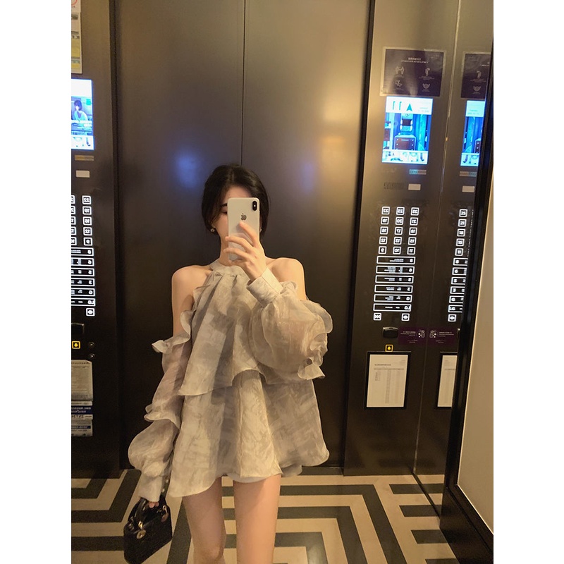 [Hàng Có Sẵn Giao Hàng Nhanh] Áo Trễ Vai Phong Cách Hong Kong Thiết Kế Mới Thời Trang Mùa Thu