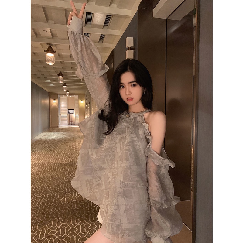 [Hàng Có Sẵn Giao Hàng Nhanh] Áo Trễ Vai Phong Cách Hong Kong Thiết Kế Mới Thời Trang Mùa Thu