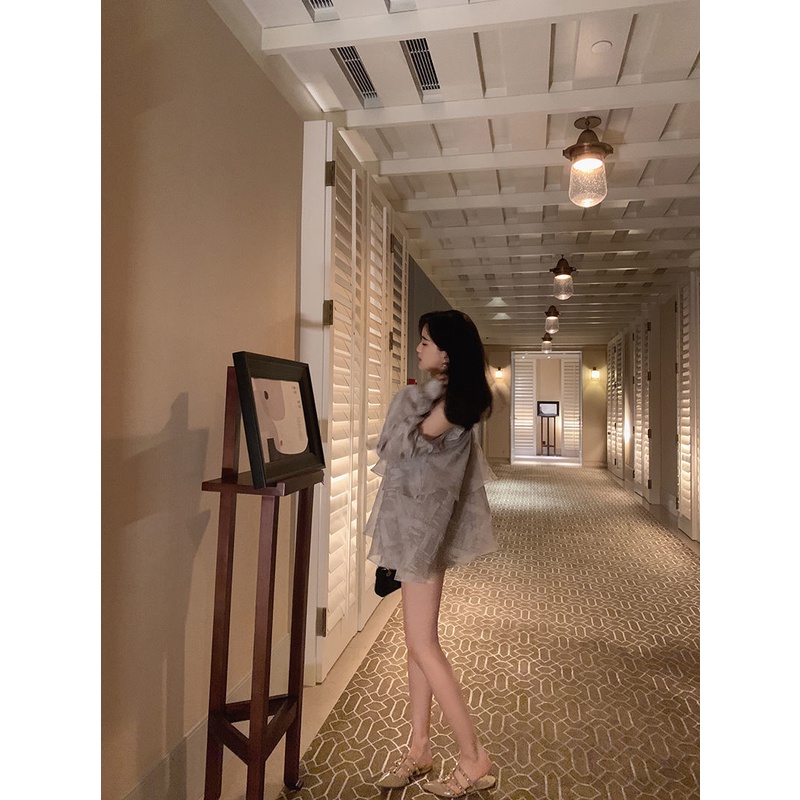 [Hàng Có Sẵn Giao Hàng Nhanh] Áo Trễ Vai Phong Cách Hong Kong Thiết Kế Mới Thời Trang Mùa Thu