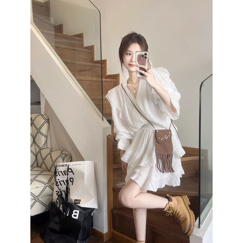 Bộ Áo Sơ Mi Trắng Cổ Chữ V Phối Chân Váy Ren Rỗng Thời Trang Mùa Hè Xinh Xắn Cho Nữ