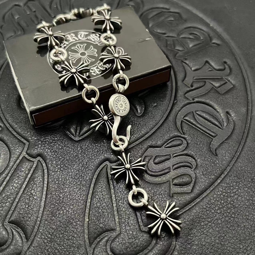 Chrome Hearts Vòng Tay Mặt Thánh Giá Trái Tim Sang Trọng