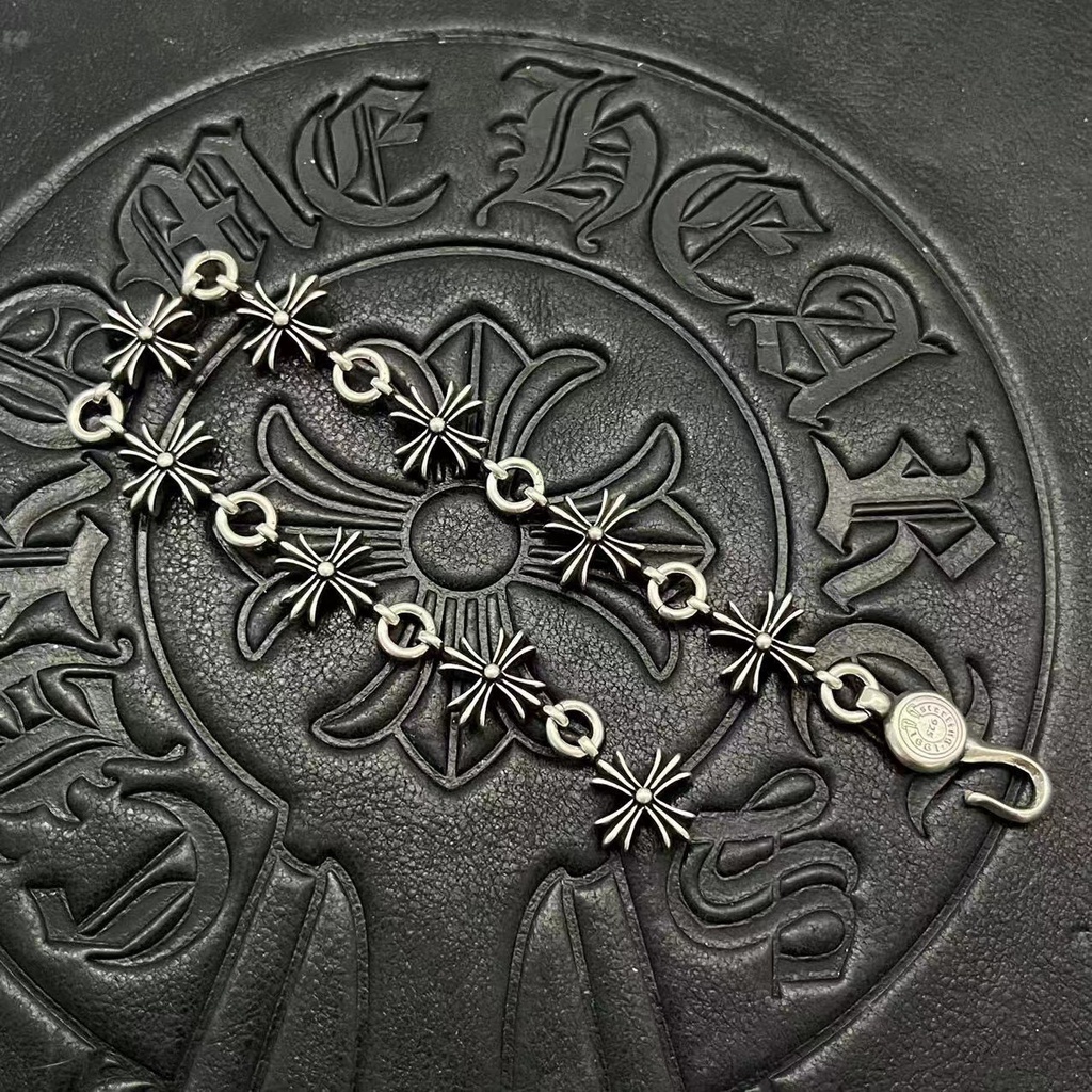 Chrome Hearts Vòng Tay Mặt Thánh Giá Trái Tim Sang Trọng