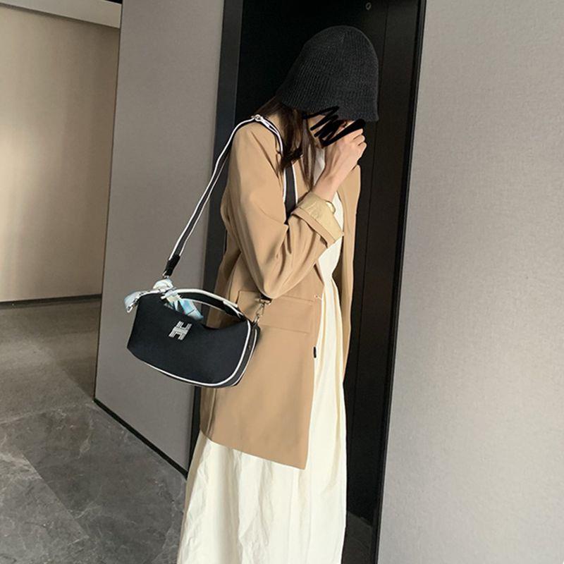 HERMES  Túi xách nữ hermes phiên bản hàn quốc của túi hộp cơm vải mới thời trang h thêu nơ túi ăn trưa xách tay rộng shoul