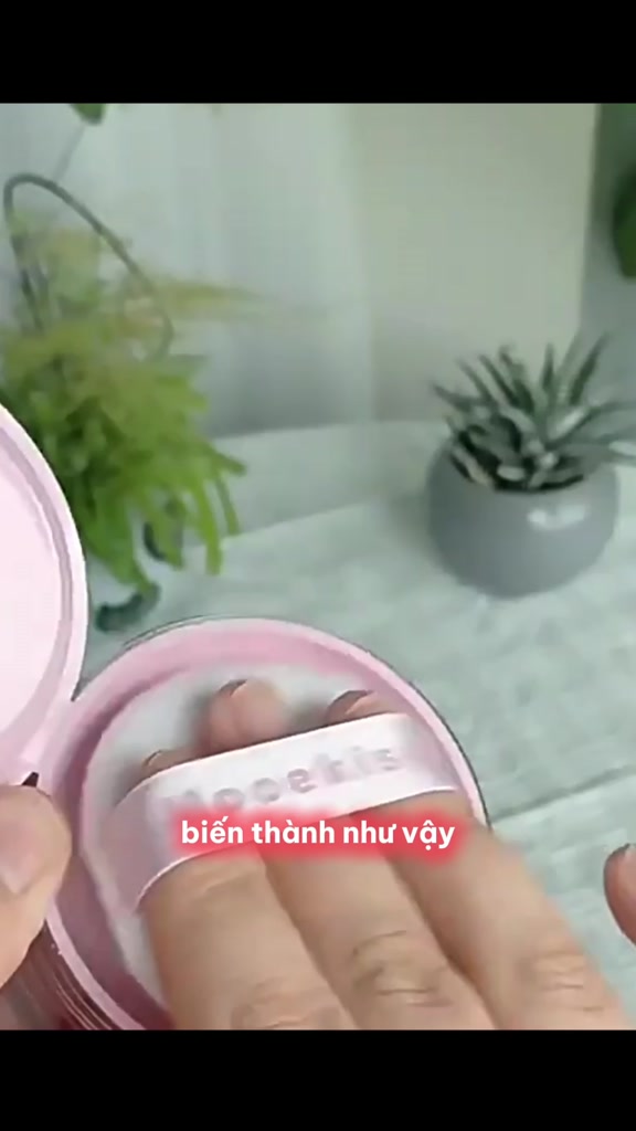 "[VÕ HÀ LINH X MOOEKISS] COMBO 2 Phấn phủ bọt lạnh kiểm soát dầu làm mát kiểm soát dầu chống thấm mồ hôi 10g x 2" | BigBuy360 - bigbuy360.vn