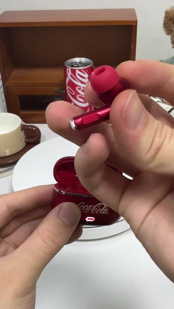 Tai nghe Coca-Cola CX02 trong tai Bluetooth 6.0 Âm thanh vòm có Mic | BigBuy360 - bigbuy360.vn