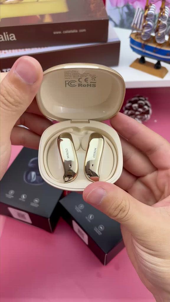 MINISO MS218 Tai nghe dịch thuật AI Tai nghe Bluetooth 6.0 Hỗ trợ dịch thuật 134 ngôn ngữ Chống ồn Âm thanh Stereo Hi-Fi Hiệu ứng âm thanh ASMR Thiết kế kháng nước Độ trễ thấp Kết nối nhanh | BigBuy360 - bigbuy360.vn