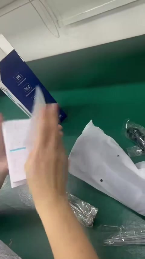 [CLEARANCE SALE][Bảo hành 24 tháng] Máy Tăm đánh bóng nước cầm tay Oral Irrigator Bezvoi Y213 không dây, 300ML, Máy tưới nước uống có thể sạc lại có gương miệng để niềng răng Làm sạch nướu Chăm sóc Bảo vệ khoang, chỉnh nha, nẹp chăm sóc nha khoa | BigBuy360 - bigbuy360.vn
