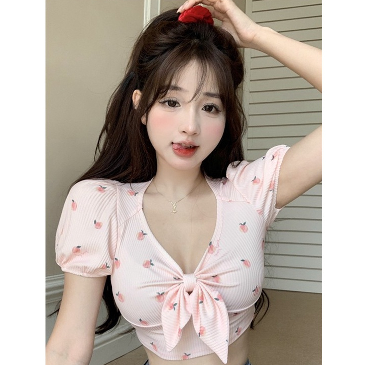 Áo Thun Nữ Ngắn Tay Cổ Chữ V In Hình Quả Đào Đính Nơ Thời Trang Hàn Quốc