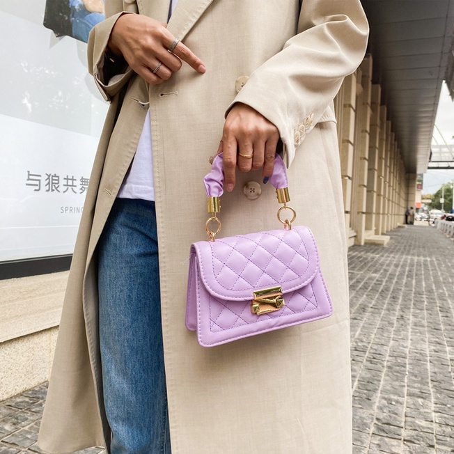 Túi Đeo Chéo Dáng Vuông Nhỏ Phối Dây Xích Thời Trang Hàn Quốc Cao Cấp