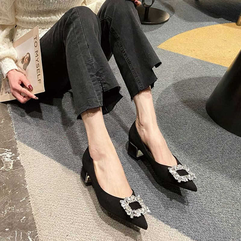 Giày Cao Gót 3Cm Da Lộn Mũi Nhọn Cài Khóa Đính Đá Hình Bông Tuyết Dễ Thương Cho Nữ Size 33-42