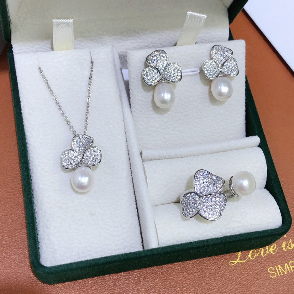 Bộ Trang Sức Ngọc Trai Tự Nhiên Thời Trang Dành Cho Nữ