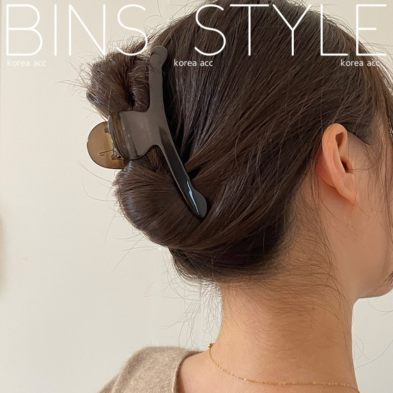 Kẹp Tóc Cỡ Lớn Màu Nâu Bơ Trong Suốt Phong Cách Hàn Quốc