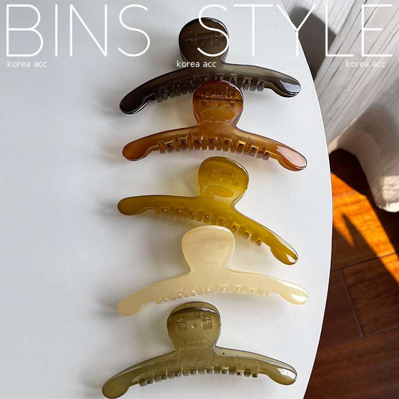 Kẹp Tóc Cỡ Lớn Màu Nâu Bơ Trong Suốt Phong Cách Hàn Quốc