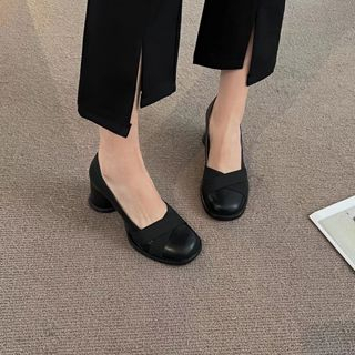 Giày cao gót nữ thời trang trắng / đen / nâu gót dày mới retro đầu tròn miệng nông váy khí chất giày đơn