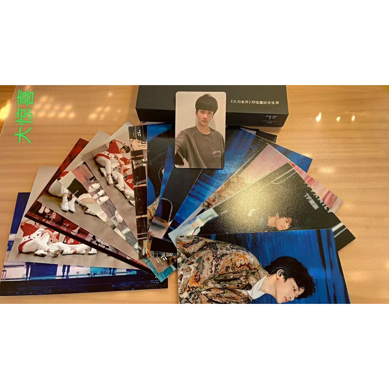 Tf Family Bảng Viết Chữ TF Cho Gia Đình Sản Phẩm Thật Dùng Lưu Niệm Phiên Bản Sân Khấu Đặc Biệt