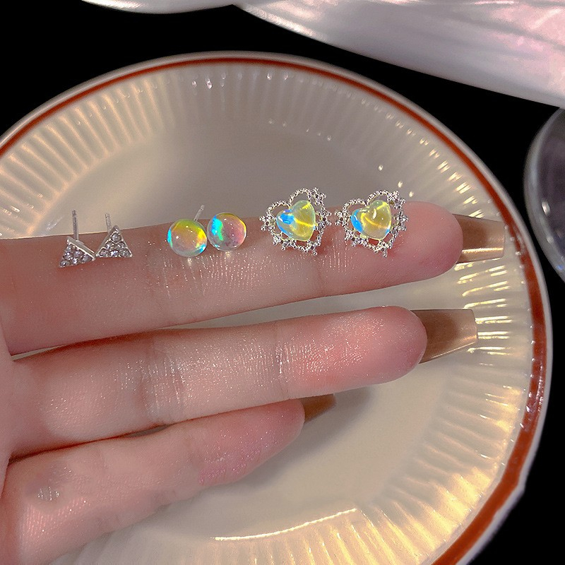 Bông Tai Hình Trái Tim / Bướm Đính Đá Zircon Kiểu Hàn Quốc Thời Trang Mùa Hè