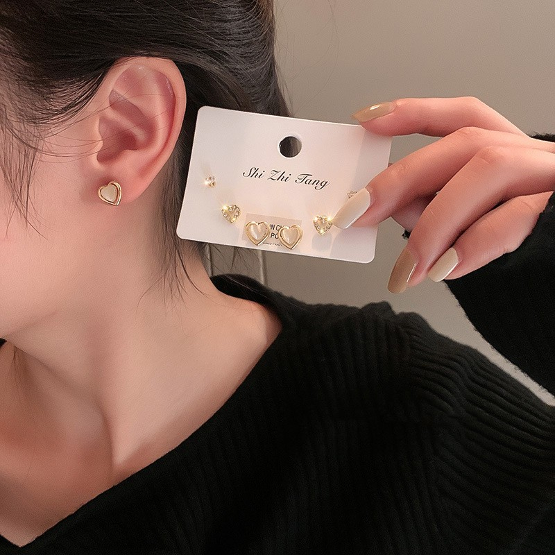 Bông Tai Hình Trái Tim / Bướm Đính Đá Zircon Kiểu Hàn Quốc Thời Trang Mùa Hè