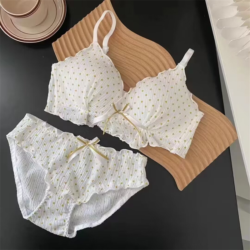 1 Bộ Đồ Lót Nâng Ngực Mềm Mại Không Đường May Đính Nơ Thời Trang Cho Nữ