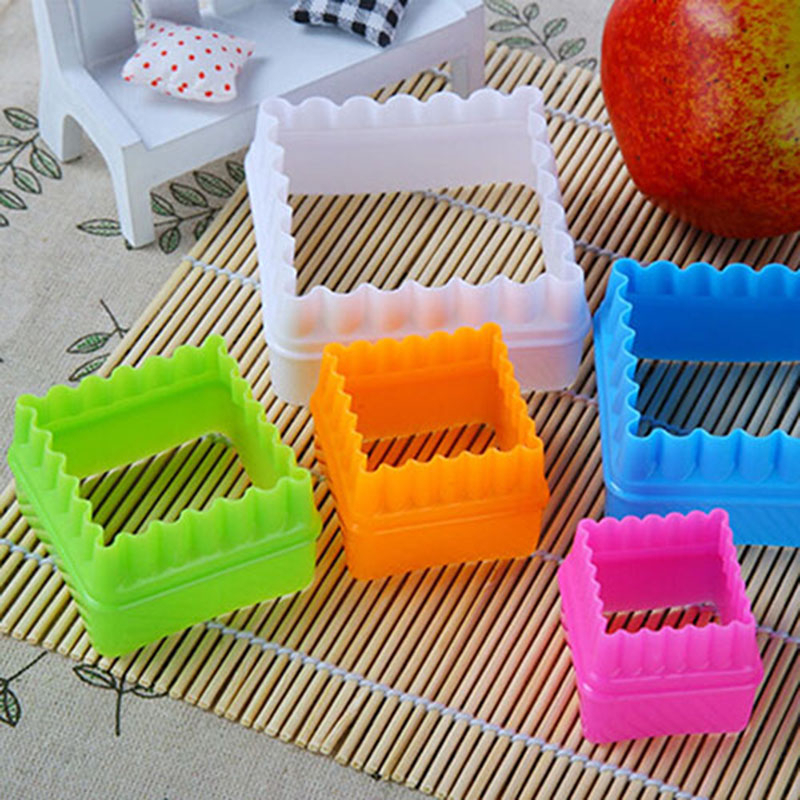 Set 5 Khuôn Cắt Làm Bánh Quy Đa Năng Tiện Dụng Hình Bông Hoa Xinh Xắn