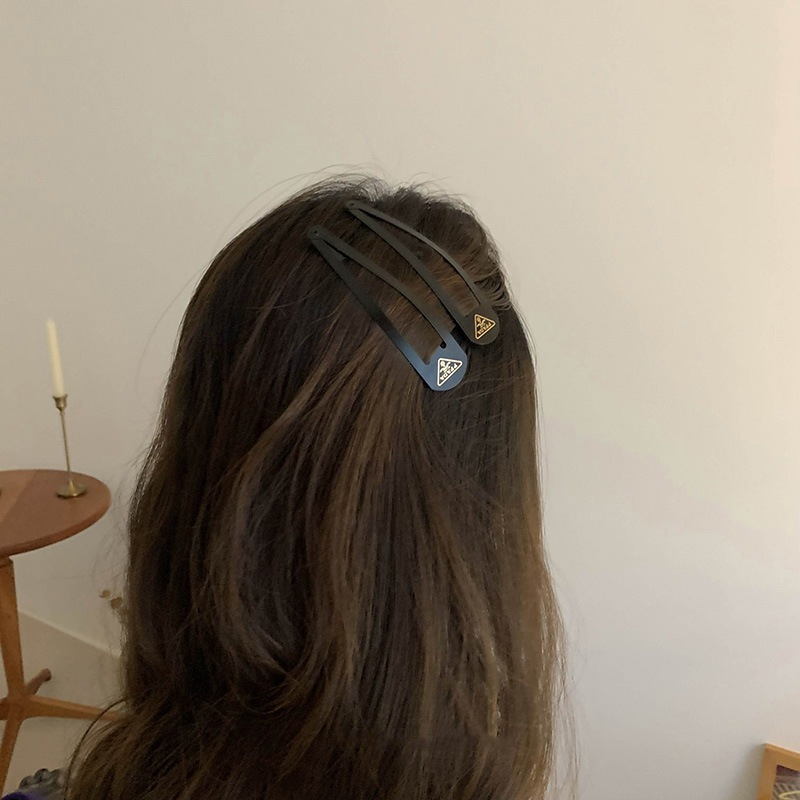 Rất lớn! Kẹp Tóc Màu Đen Nhám Thời Trang Cho Nữ