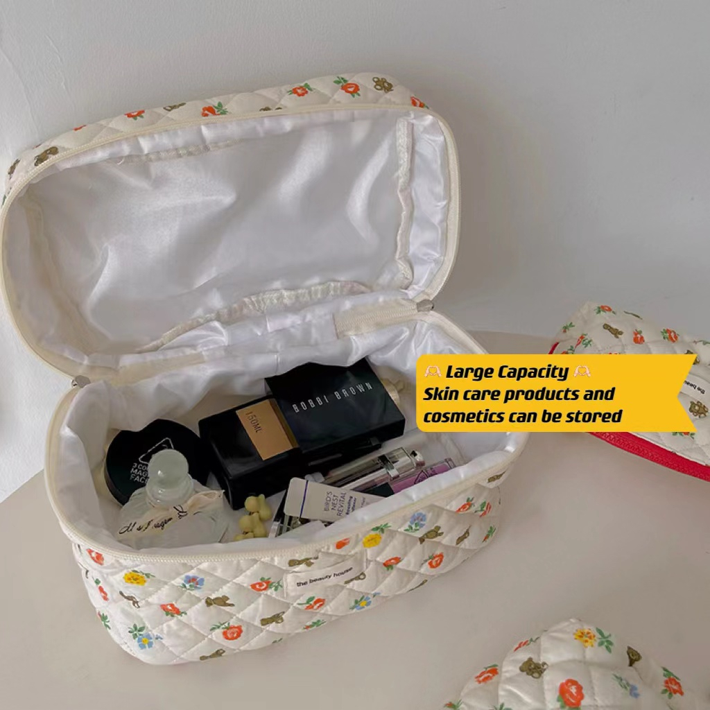 Túi Đựng Mỹ Phẩm Nắp Gập Bằng Cotton Họa Tiết Hoa Và Gấu Kích Thước Lớn Có Khóa Kéo Tiện Dụng Cho Nữ
