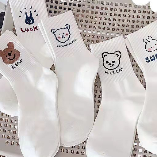 Tất Cổ Trung Họa Tiết Gấu Dễ Thương Thoải Mái Thời Trang Xuân Hè Cho Nữ