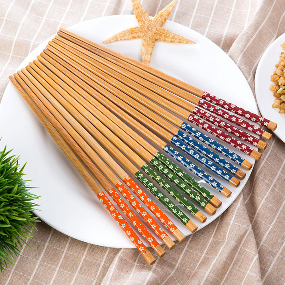 Set 5 / 10 Đôi Đũa Tre Hình Hoa Anh Đào