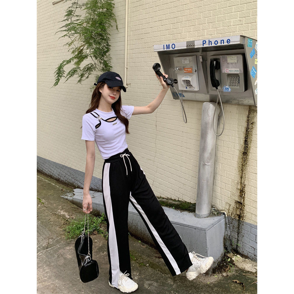 Áo Thun Tay Ngắn Cổ Tròn Dáng Ôm Thiết Kế Khoét Lỗ Đơn Giản Thời Trang Mới