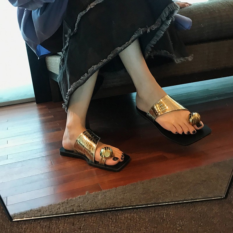 Dép Sandal Hở Ngón Đế Bằng Phối Khóa Kim Loại Thời Trang Mùa Hè 2023 Phong Cách Mới Cho Nữ
