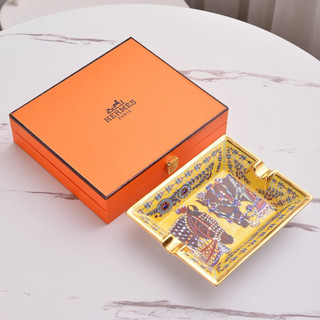 Gạt Tàn Thuốc Hermes Đáy Da Thật 7 Kiểu