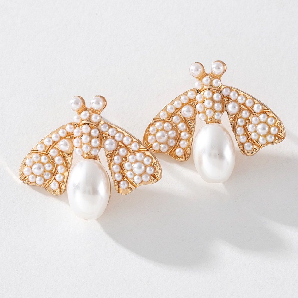 Khuyên tai Pinkdudu PD039 dáng dài hình bướm đính ngọc trai giả thời trang sang trọng cho nữ