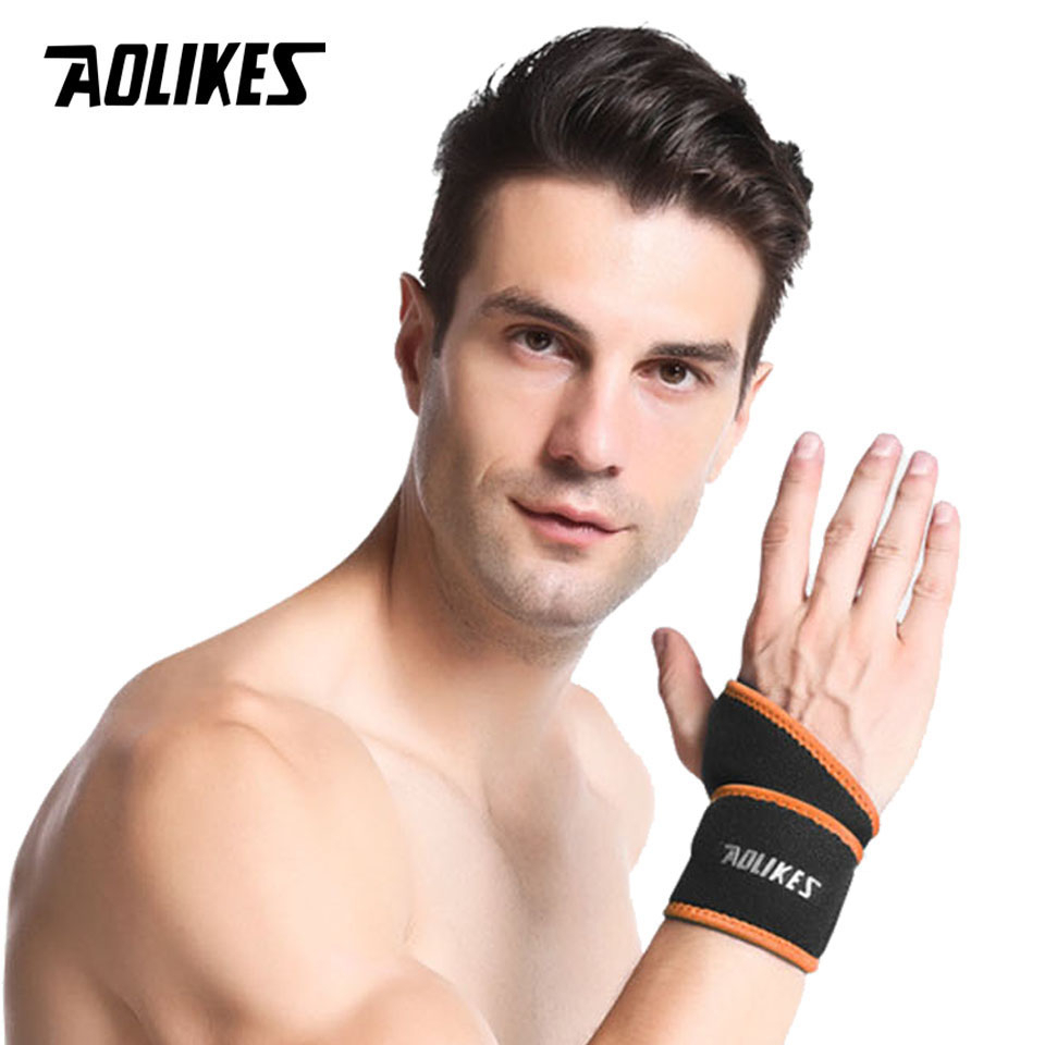 Băng quấn bảo vệ cổ tay AOLIKES tiện dụng khi chơi thể thao