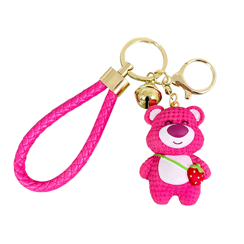 Móc Khóa Hình Gấu Và Dâu Tây Dễ Thương