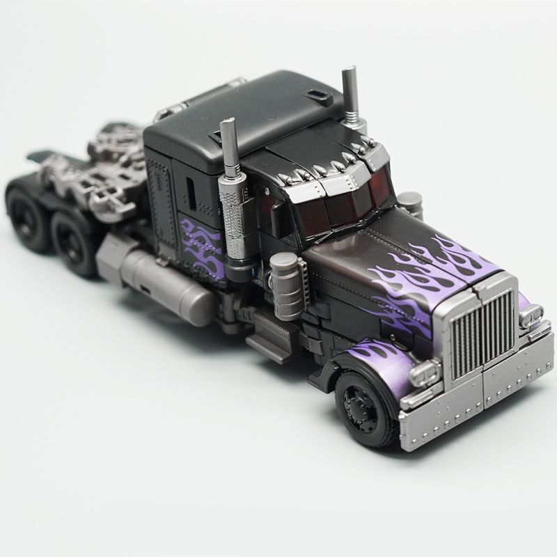 Mô Hình Đồ Chơi Rô Bốt Biến Hình Optimus Prime Dark Hero SS05 8801C Bằng Hợp Kim